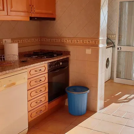 T2 By Sunny Deluxe Apartament